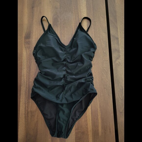 Elegant Black One-Piece Swimsuit - Picture 1 of 4